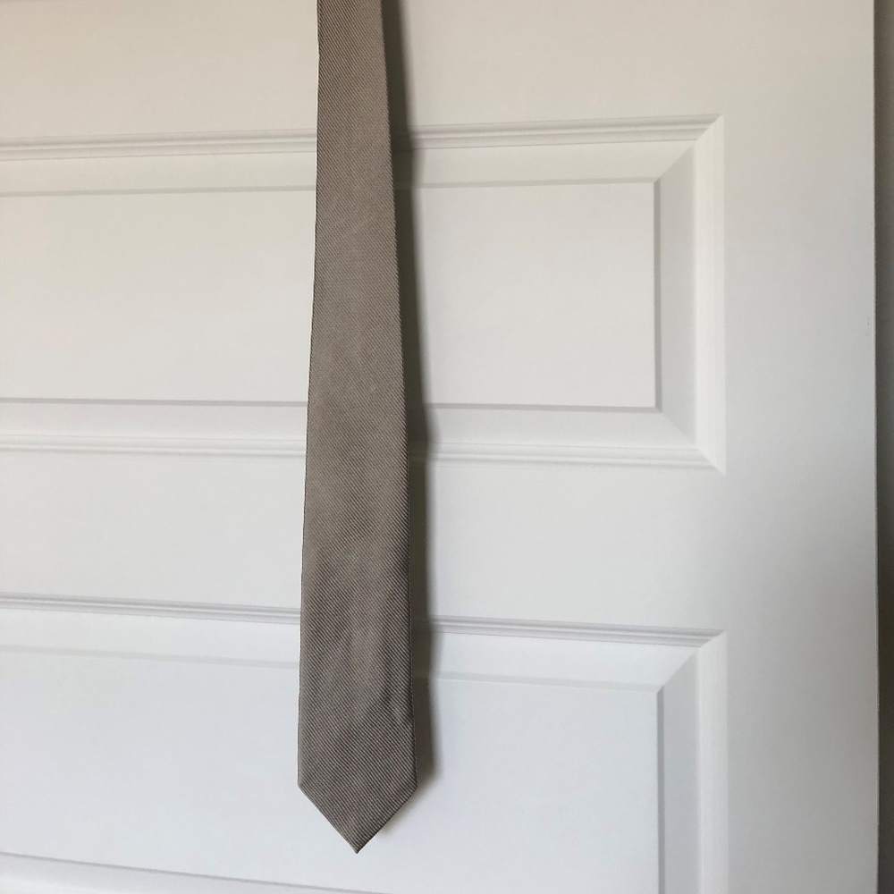 CALVIN KLEIN TIE